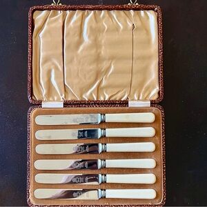 Sheffield England Firth Stainless Steel Set x 6 Butter Knives Velvet Satin Case